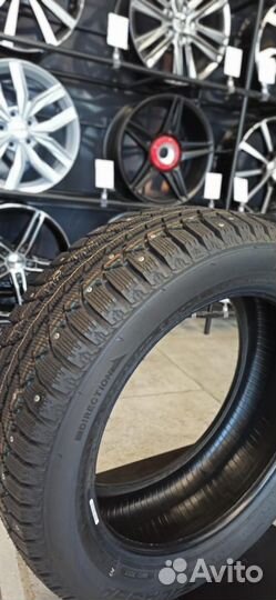Lassa Iceways 2 215/60 R16