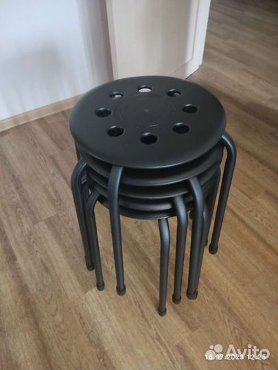Табуретки
