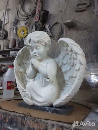 Ангел скульптура