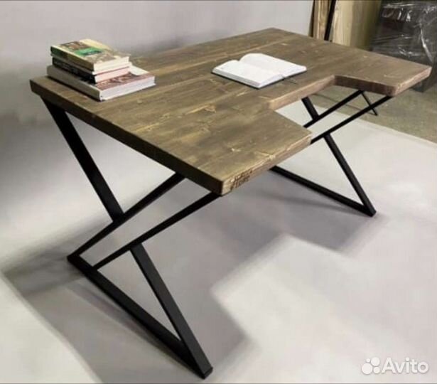 Компьютерный стол новый