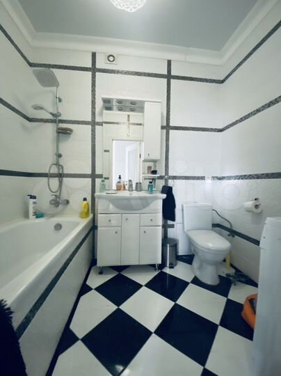 3-к. квартира, 133 м², 3/3 эт.