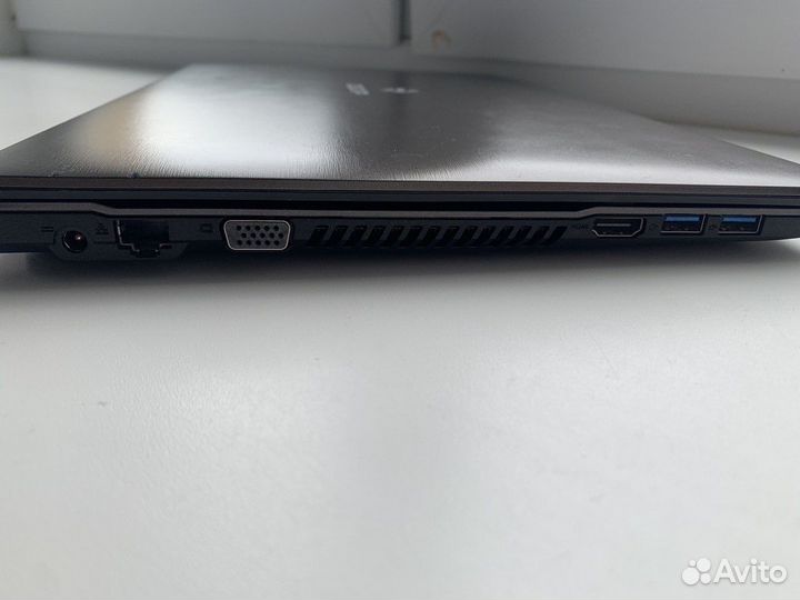 Ноутбук dexp W550SU1 HD
