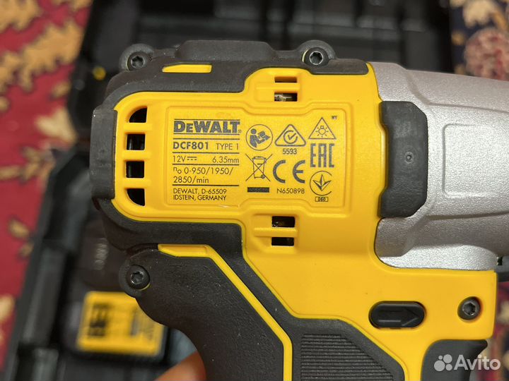 Шуруповерт импакт dewalt