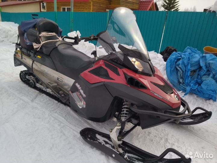Продам снегоход