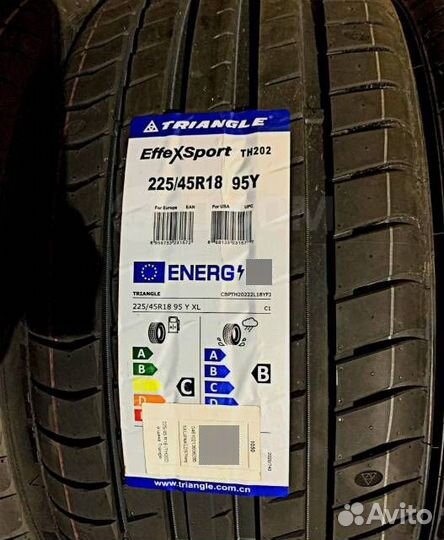 Triangle EffeXSport TH202 225/45 R18 95Y