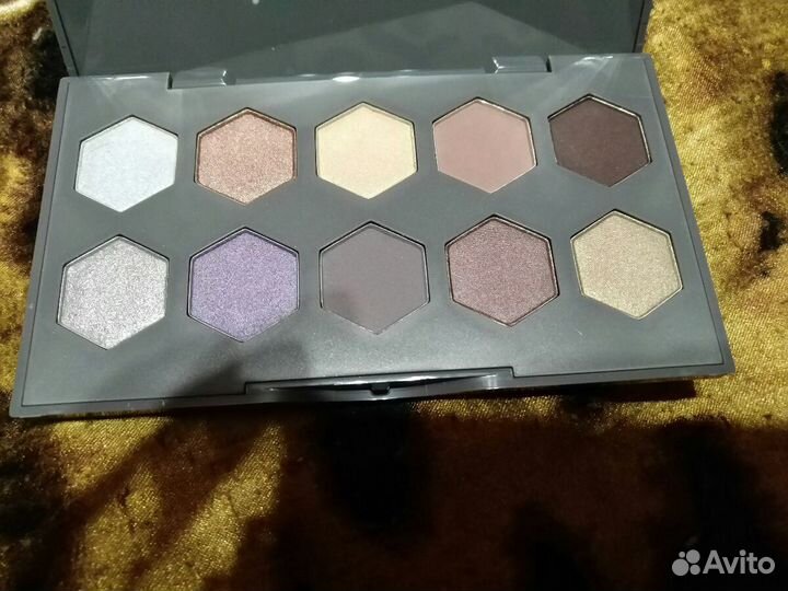 Тени для век Catrice Superbia