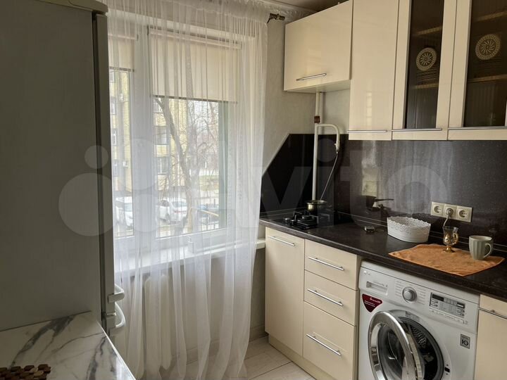 2-к. квартира, 48 м², 2/5 эт.