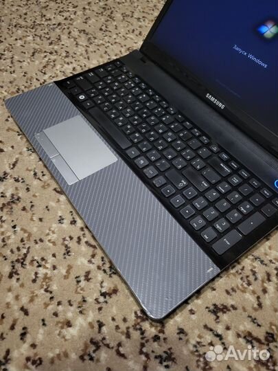 Ноутбук Samsung 305E