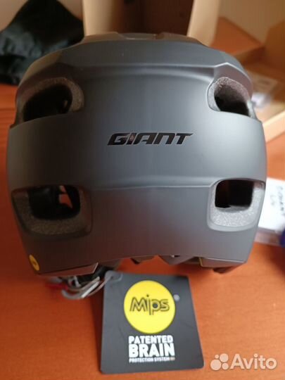 Велошлем Giant Realm Mips, новый, L