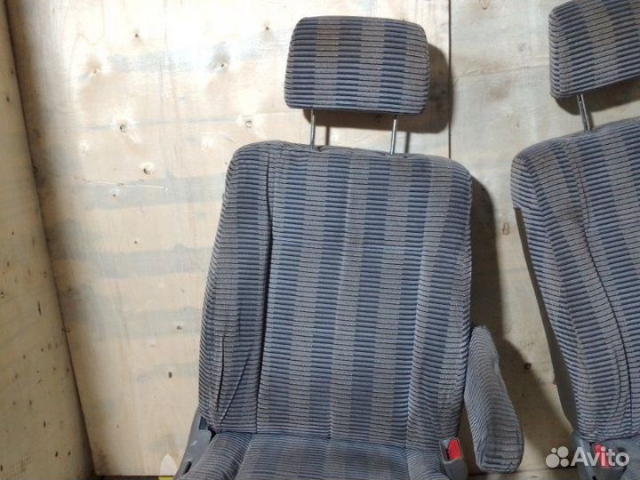 Сиденье переднее Honda Stepwgn RF1 B20B 1998