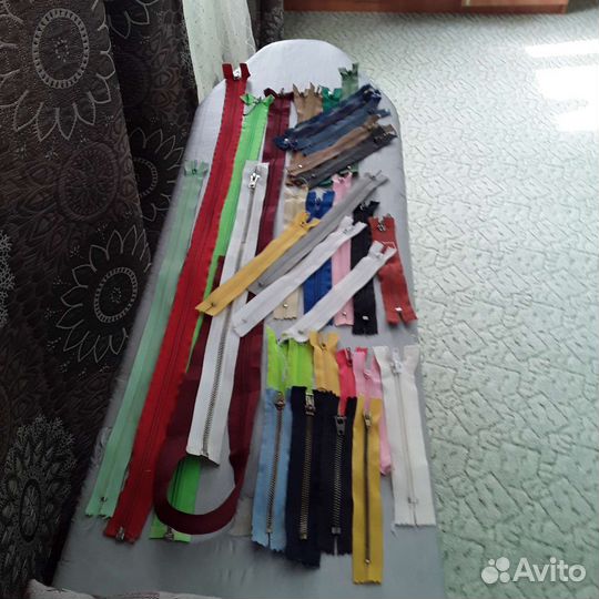 Замок молния для одежды