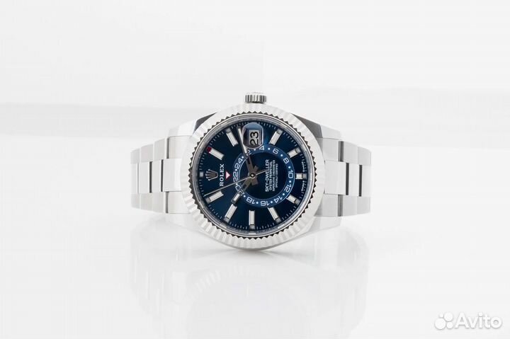 Часы Rolex Sky-Dweller 42 mm Blue Dial White Gold