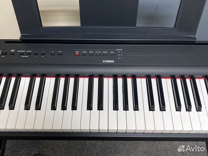 Цифровое пианино yamaha p125 + стойка и стул