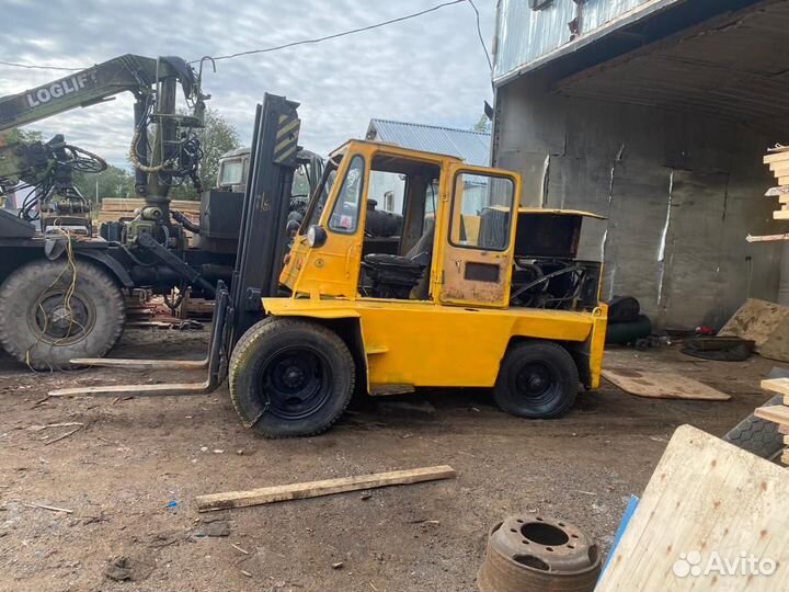 Погрузчик вилочный львовский