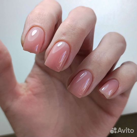 Маникюр с покрытием нюд за 1 час