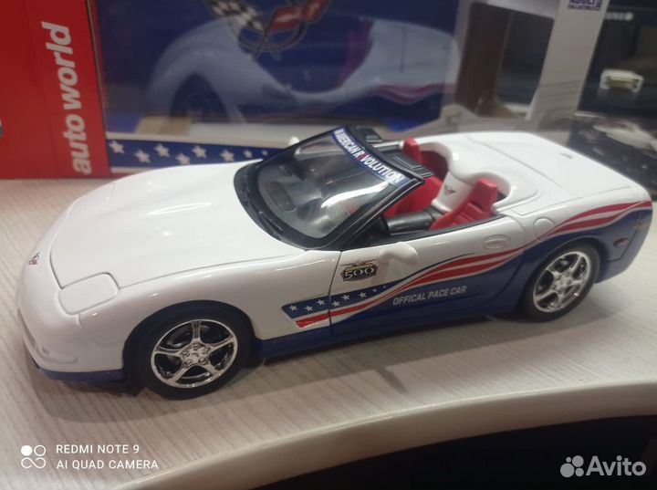 Модель chevrolet corvette 2004 1/18