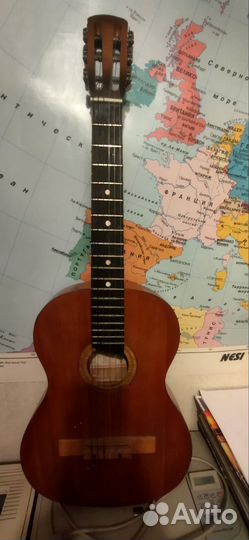 Классическая гитара шестиструнная бу