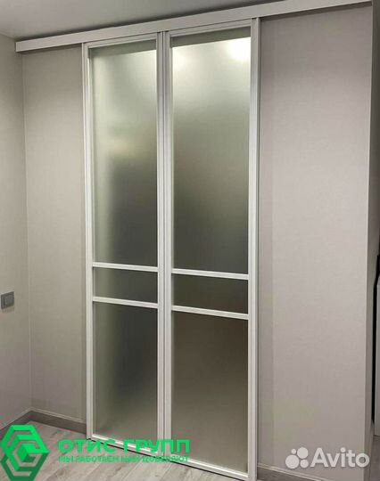 Раздвижные стеклянные перегородки