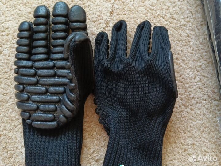 Перчатки