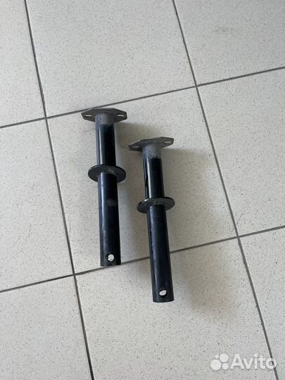 Кронштейн переднего бампера нива 21214