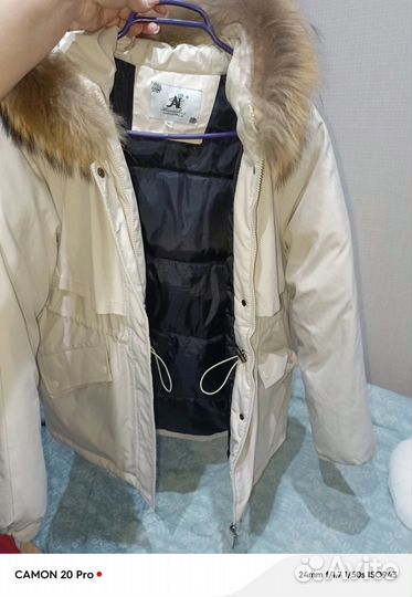 Пуховик зимний женский