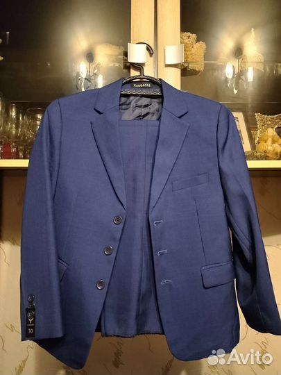 Костюм (брюки пиджак, жилетка) на мальчика, новый