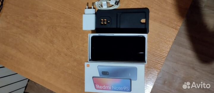 Xiaomi Redmi Note 9S, 4/64 ГБ