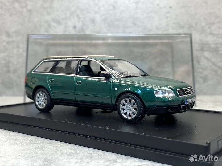 Модель Audi A6 C5 3.0 Avant 1997 1:43 Minichamps