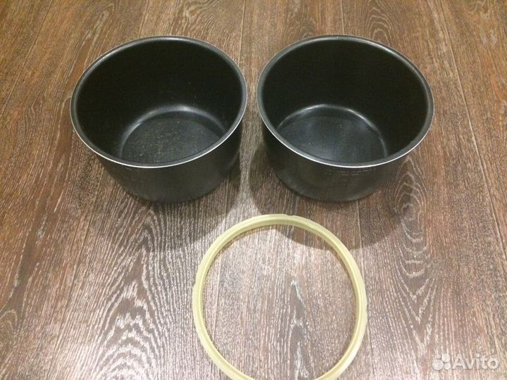 Продам мультиварка-скороварка redmond rmc-m110