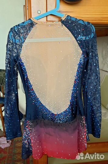 Костюм для фигурного катания для девочки 140