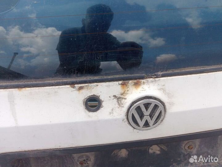 Крышка багажника Volkswagen Golf 3 универсал