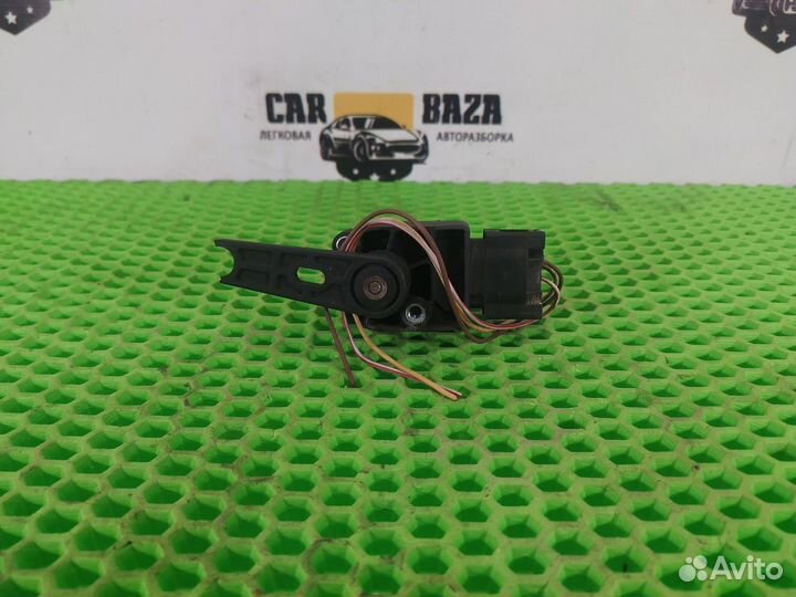 Датчик положения кузова передний