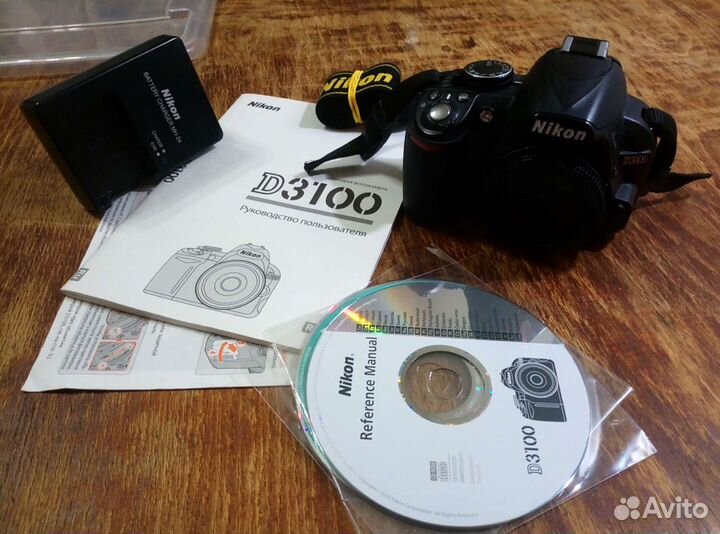 Nikon D3100 и Nikon D80, тушка