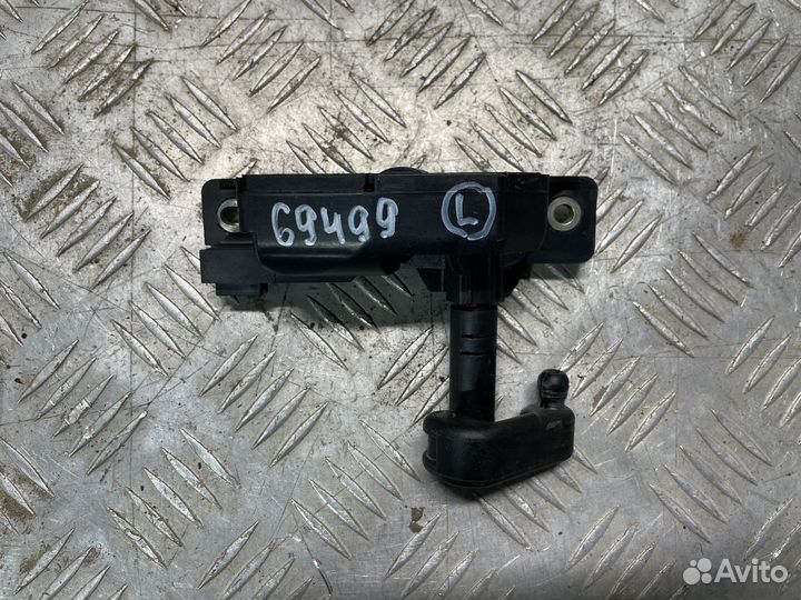 Привод левой форточки Toyota Sienna 2