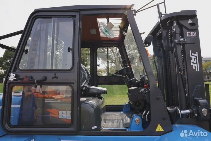 Вилочный погрузчик TRF D45-3M, 2023