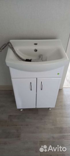 Тумба для ванной новая