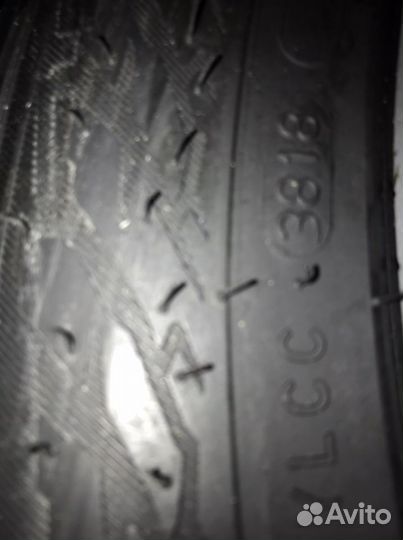 Nokian Tyres Hakkapeliitta 9 245/45 R18 100T