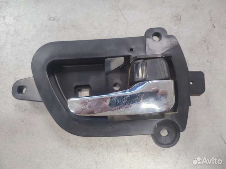 Ручка двери внутренняя перед/право на Peugeot 4007