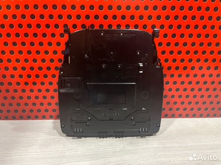 Плафон подсветки салона Mercedes-Benz S-Class W222