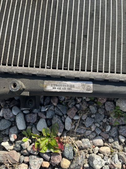 Volkswagen,Skoda,Audi радиатор основной