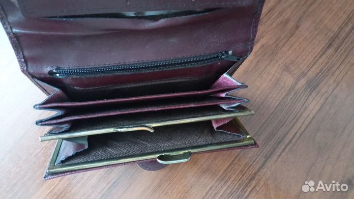 Кошелек женский кожаный