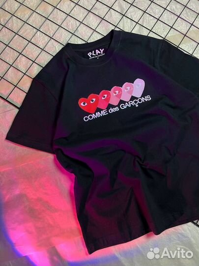 Футболка comme des garcons