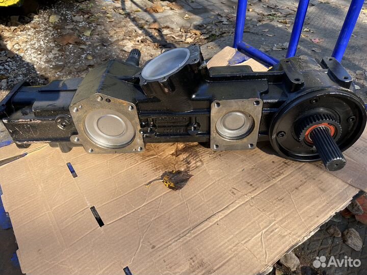 Джон Дир LCA70180 Редуктор Kemper John Deere