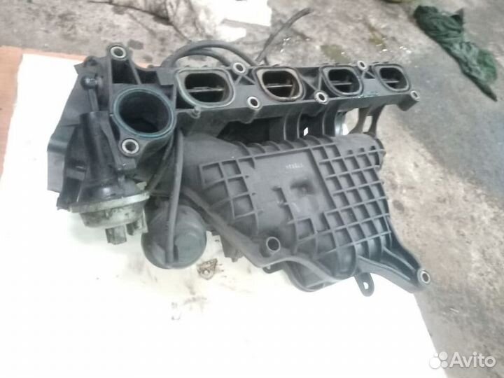 Коллектор впускной Mazda MPV II (LW) L3