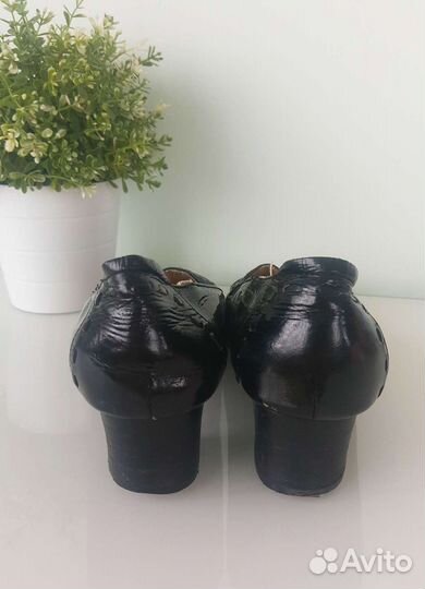Туфли лакированные