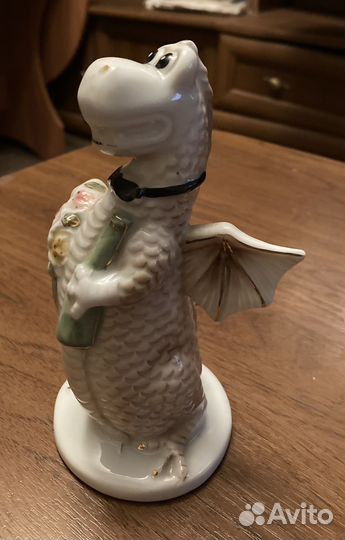 Фарфоровые статуэтка Дракон символ 2024г