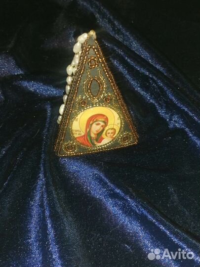 Подвеска. Икона триптих. Автомобильный