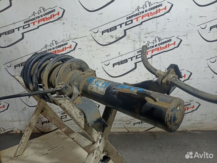 Стойка ходовки mazda demio mazda2 verisa DC5R DC5W DY DY3R DY3W DY5R DY5W передняя левая D46134900 2