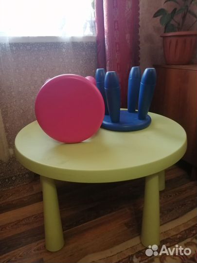 Детский стол и стул