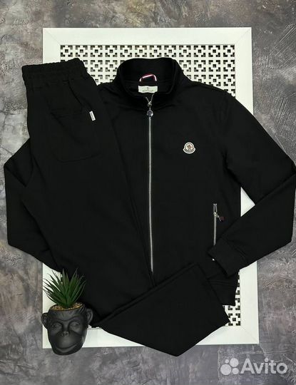 Спортивный костюм moncler